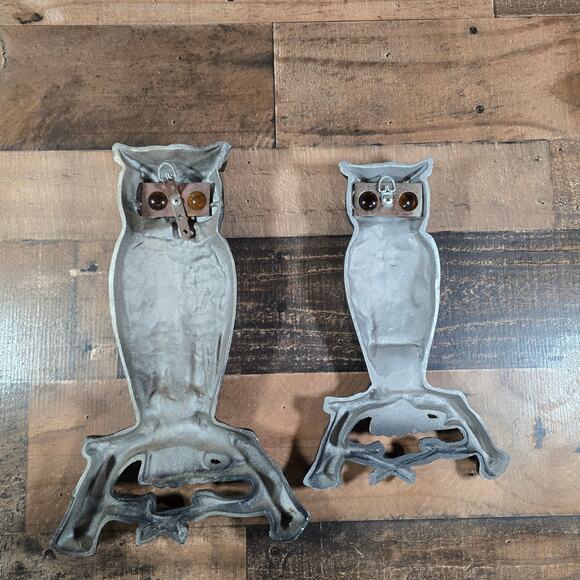 Vintage MCM Cast Aluminum Owl Set with Glass Eyes - Picture 9 of 9